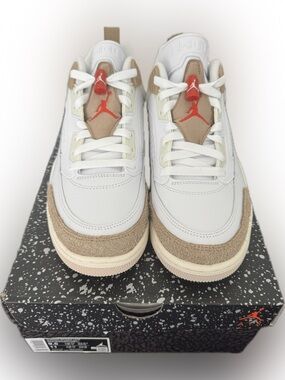 Jordan Spizike Low White/Red/desert camo with Jumpman Accents